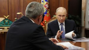 Путин обсудил с главой Северной Осетии Сергеем Меняйло развитие региона