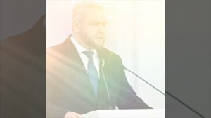 Врач Алексей Заров получил госпремию за помощь людям