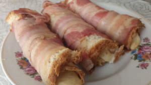 Закуска из хлеба в беконе