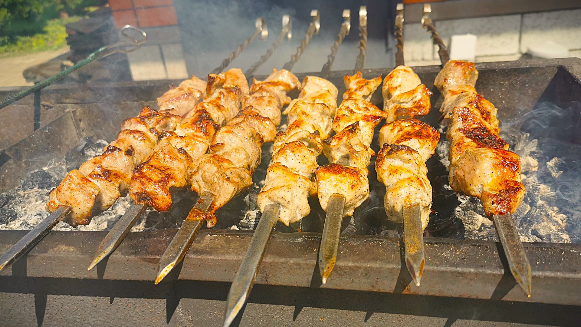 Летний шашлык из свиного ошейка и куриной грудки 13.06.2026 #шашлык #мангал