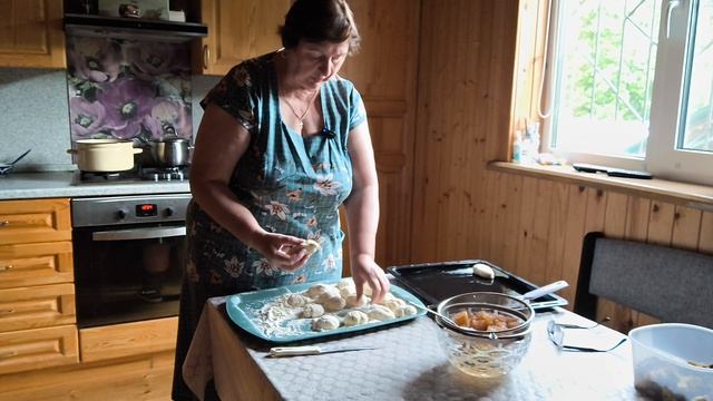 Жду детей, пеку пироги. смотреть онлайн