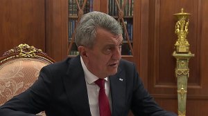 Владимир Путин принял в Кремле главу Северной Осетии Сергея Меняйло.