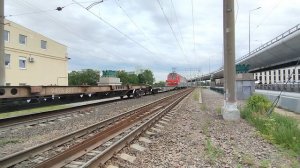 СПб. Грузовой под 2ЭС6 из порта.