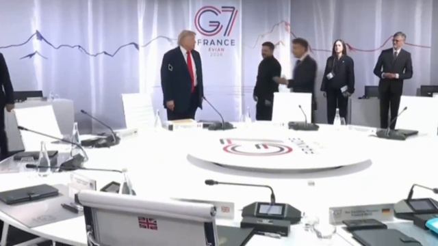 Трамп, Зеленский и Макрон прибыли на встречу G7 в Париже. смотреть онлайн