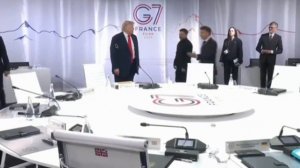 Трамп, Зеленский и Макрон прибыли на встречу G7 в Париже.