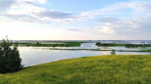 На реках Югры поднимается уровень воды