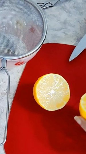 Тыквенно-морковный сок с апельсином и лимоном