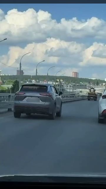 ☝️Там что ребёнка спать укладывают ? JETOUR это что за нах…? смотреть онлайн