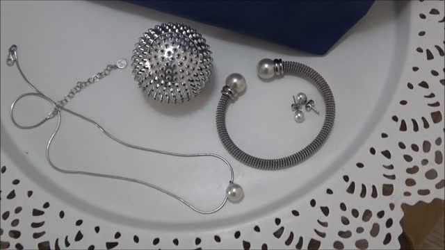 Лесная. Всякие штучки для порядка, дождь и дела разные. смотреть онлайн