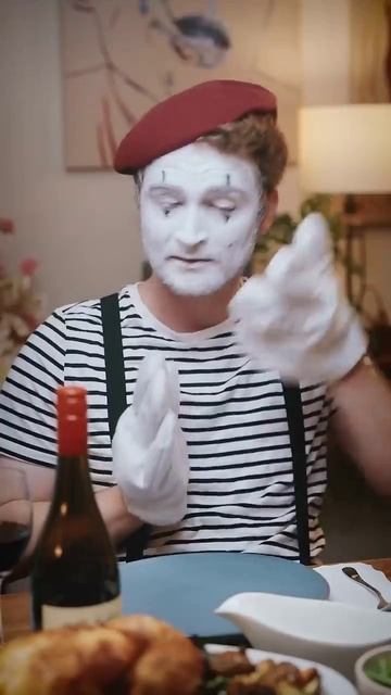 Attending a clown roast смотреть онлайн