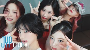 ITZY «Kiss & Tell» MV