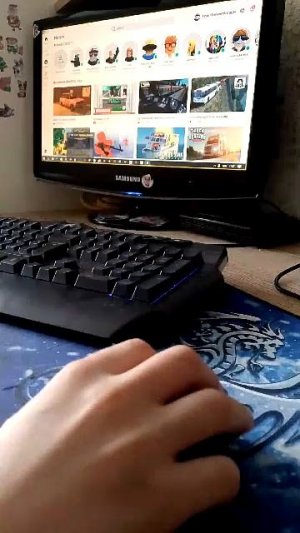 играем в роблоксе игры если кто хотите присоединитесь мой ник:ArtemForwardblogger