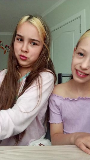 Мила и ева