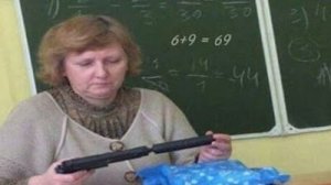 улыбнулся, посмотрел снова (русские мемы)