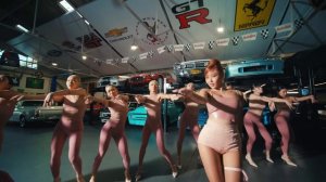 2160p_4K_60FPS_HWASA_I_Love_My_Body_MV_2160p60