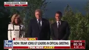 strong male handshake ...крепкое мужское рукопожатие