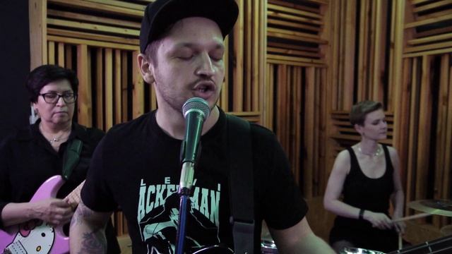 Hell Kitty - Сказочная тайга