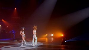 Mylene Farmer. Концерт. Часть 1.