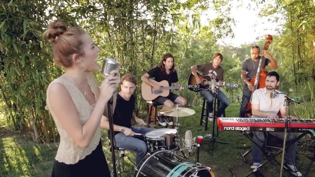 Miley Cyrus - Jolene (The Backyard Sessions)