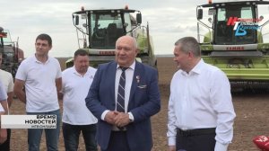 Андрей Бочаров поздравил руководителя СП под Волгоградом с получением звания Героя Труда