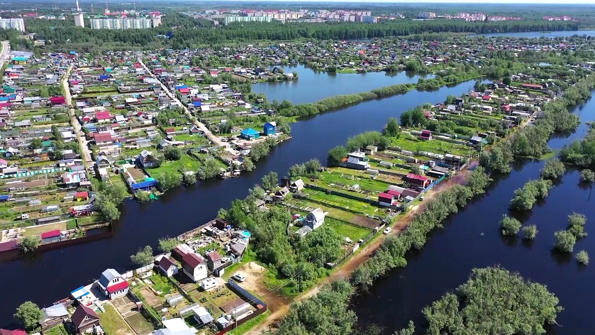 В Лангепас пришла «большая вода»