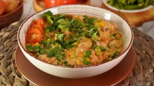 ТОКАНЬ С МЯСОМ И ЗЕЛЁНЫМ ГОРОШКОМ