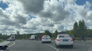 В Кинешме на заволжском автокольце столкнулись автомобиль и велосипед