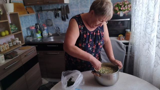 Вот и ужин .Тот же день. смотреть онлайн
