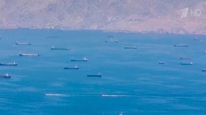 В США обсуждают платный проход через Ормузский пролив под охраной военных кораблей.