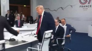«Я — босс»: с такими словами опоздавший Трамп пришёл на встречу с главами стран G7 во Франции