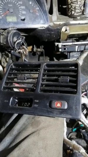кнопка аварийки 2110 +часы