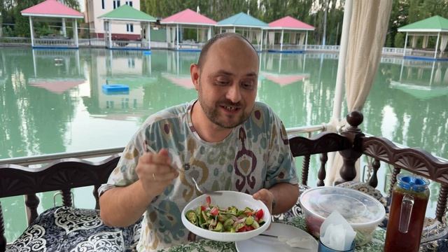 Поймали рыбу и сразу съели! Уникальный ресторан под Ташкентом Хон Балык