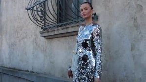 ★ PRADA Уличный стиль Неделя моды в Милане 2026: что означает женственность сегодня?