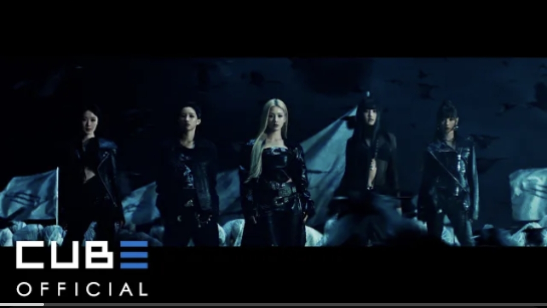 (여자)아이들((G)I-DLE) - 'Crow' Official Music Video смотреть онлайн
