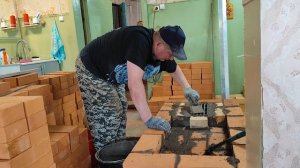 Кладка печки продолжается....
