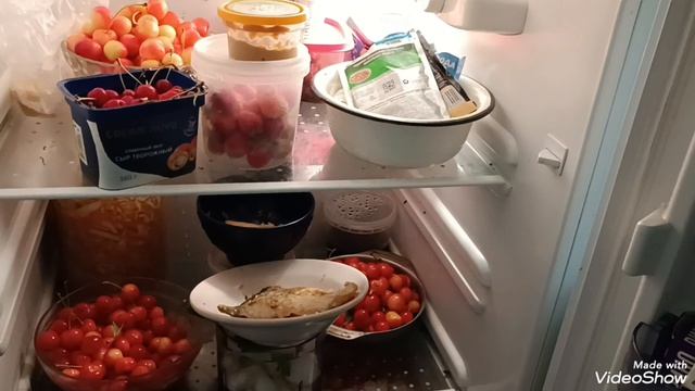 Заготовки продолжаются, варенье из черешни и вишни, огурчики маринованные.