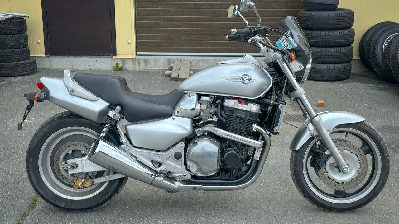 Honda X4 - SC38-1100429