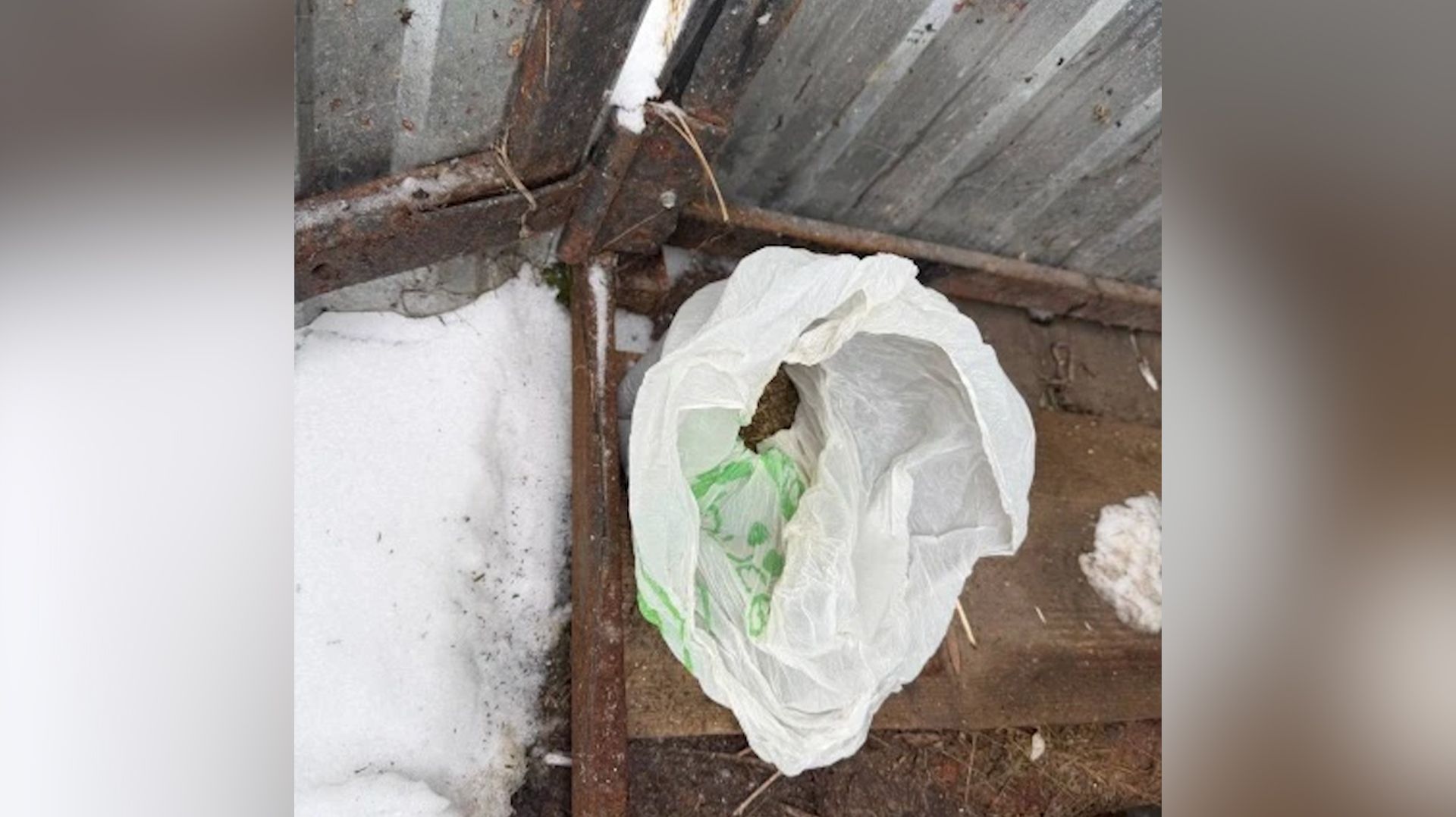 Наркотики в уборной