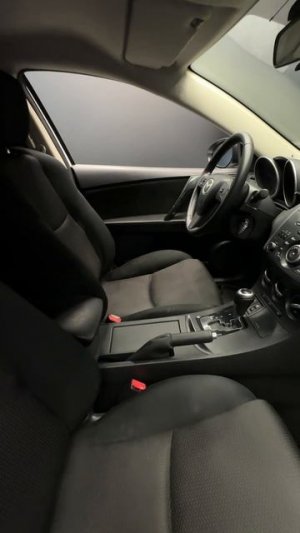 Mazda 3 2012