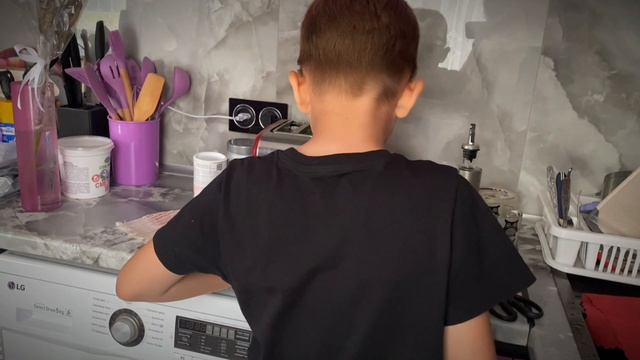 «СМАЙЛИ И ФУГЛЕР ПРИШЛИ ЗА МНОЙ!!?»—Видео от «ВСЕ Страшилки». смотреть онлайн
