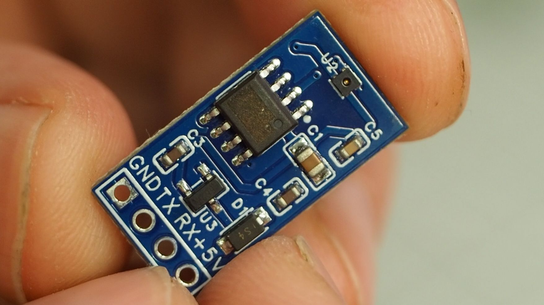 Датчики температуры и влажности с UART смотреть онлайн
