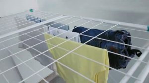 Показываю тереторию с балкона