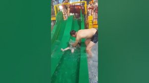 Детские горки в аквапарке Ailand. 02.05.2025 г. #горки #аквапарк #астана