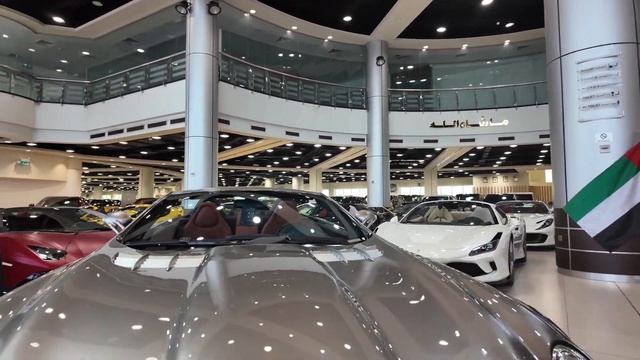 Шоурум "Dourado Luxury Ca"r в Дубае 2026