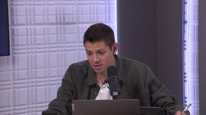 Либерал-безбожник. Вадим Дзюба раскритиковал Россию на фоне храма Христа Спасителя