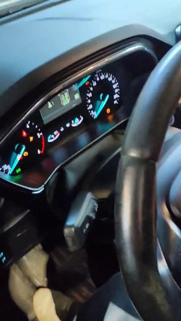 Форд Фокус 4 режим замены тормозных колодок. Ford Focus 4 parking brake service mode. смотреть онлайн
