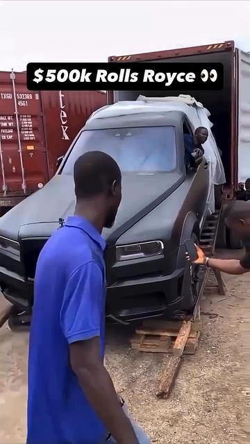 Разгрузка Rolls Royce. смотреть онлайн