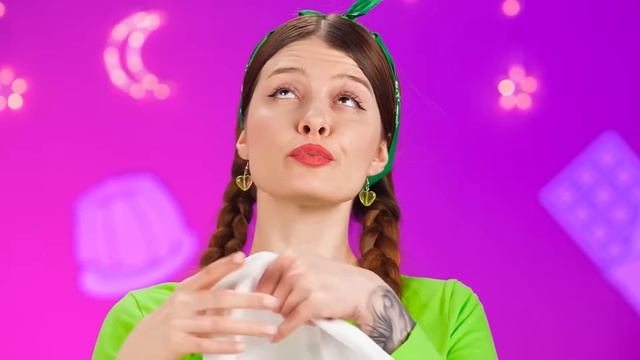 Мармеладная еда vs Настоящая еда vs Шоколадная еда Челлендж # Эпичная Битва с Едой от D смотреть онлайн