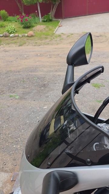 Yamaha Fzs 600
