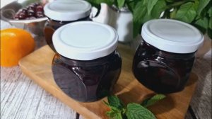 Вишнёвое варенье!🍒🍒🍒 Это очень вкусно)))😋😋😋